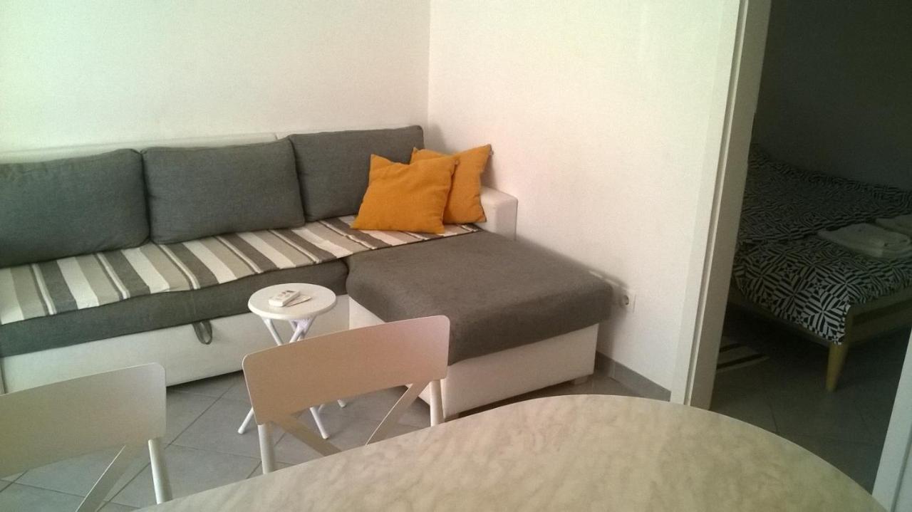 Apartman Renata 奥米什 外观 照片