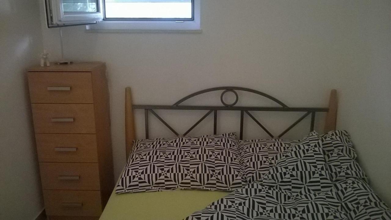 Apartman Renata 奥米什 外观 照片